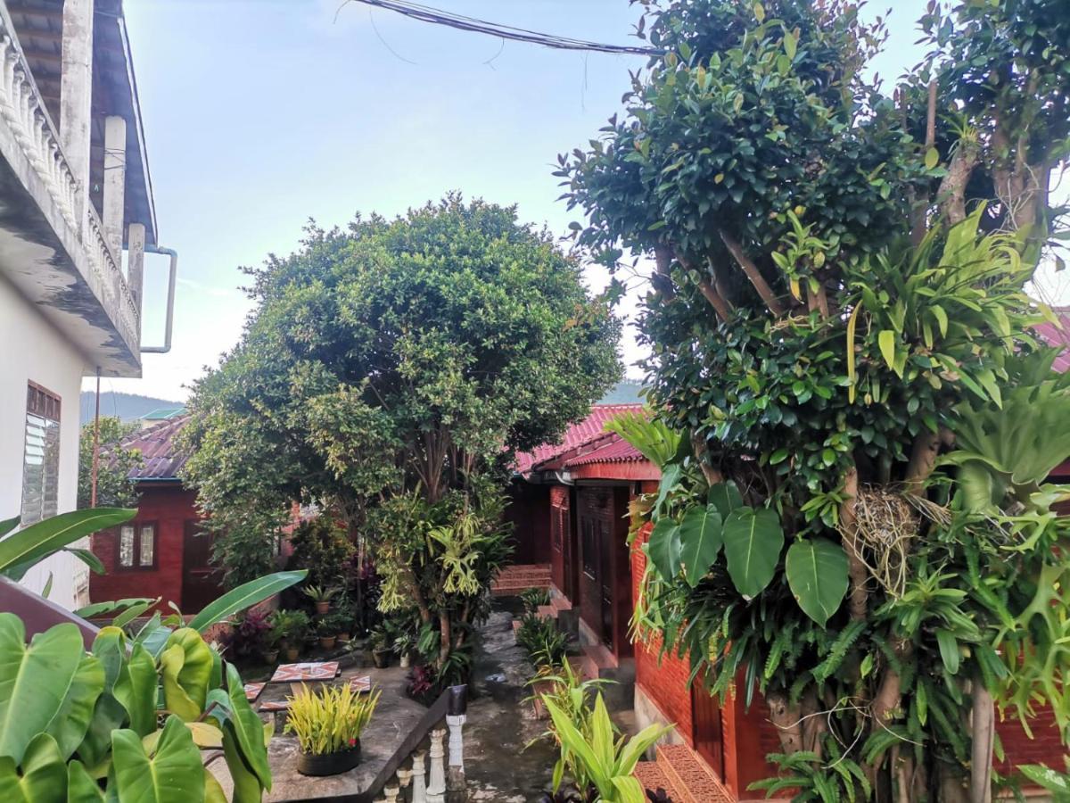 Kongkeo Guesthouse Muang Phônsavan Esterno foto