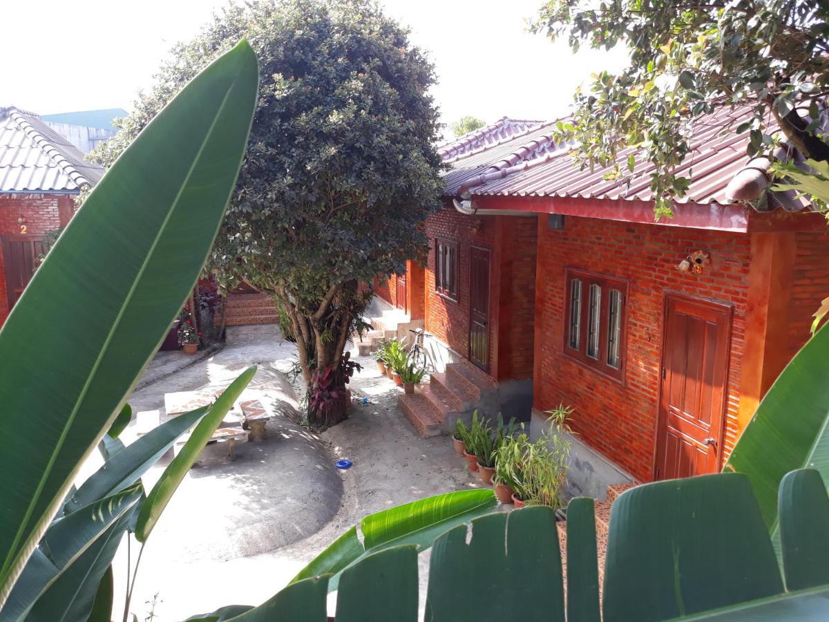 Kongkeo Guesthouse Muang Phônsavan Esterno foto